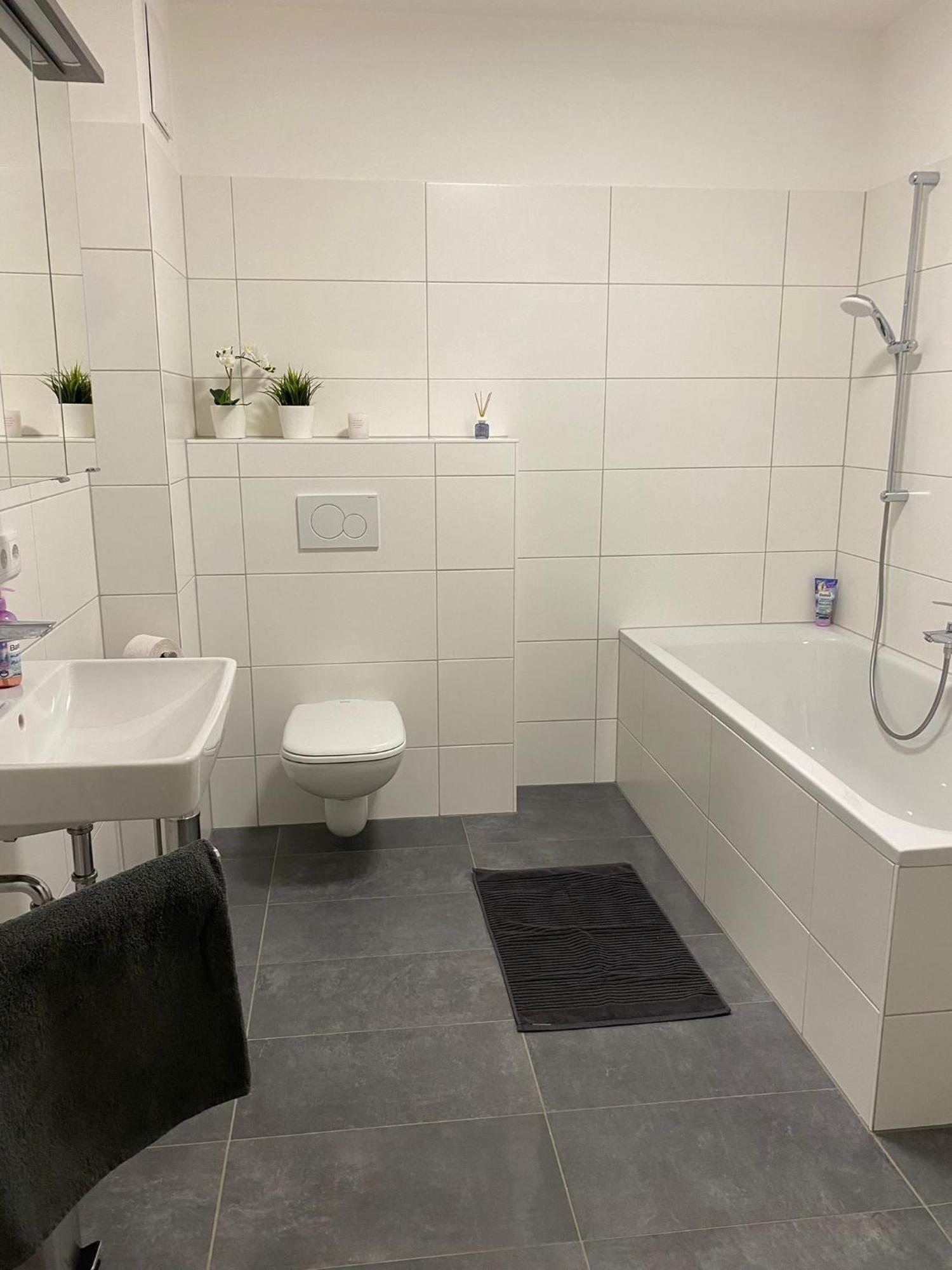 Wunderschoene, Neue Wohnung Mit Grosser Terrasse Ebenthal  Kültér fotó